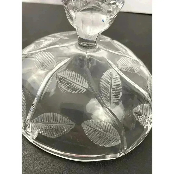 VTG Clear Crystal Glass Footed Candy Dish with Lid Etched Tulip Pattern - Picture 9 of 16